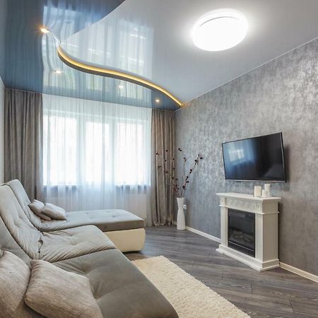 Apartment Dom Kino Минск Екстериор снимка