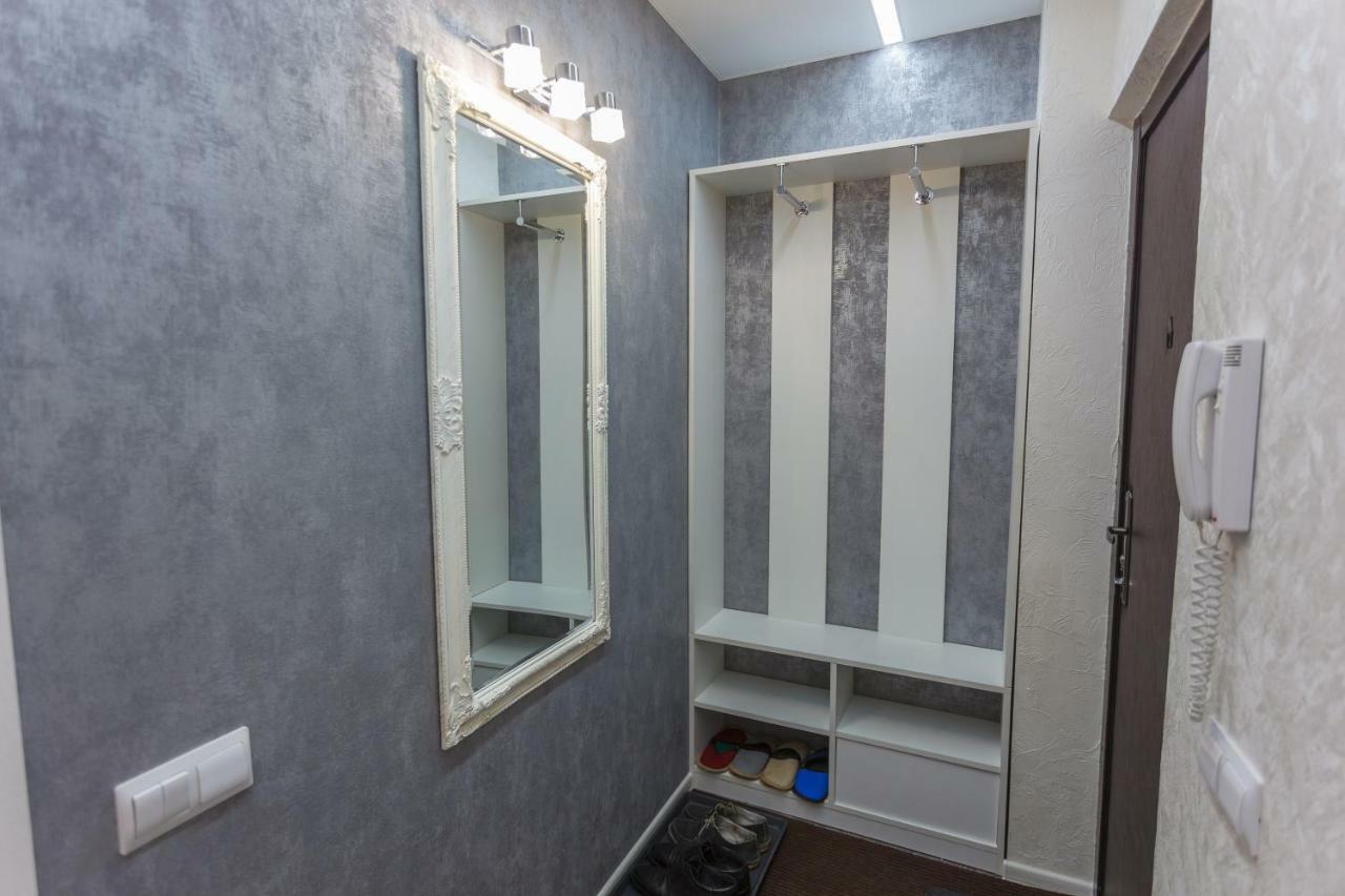 Apartment Dom Kino Минск Екстериор снимка