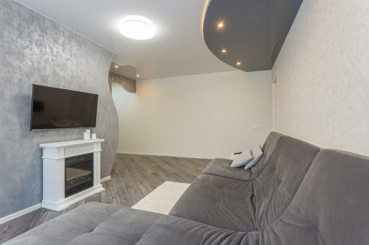Apartment Dom Kino Минск Екстериор снимка