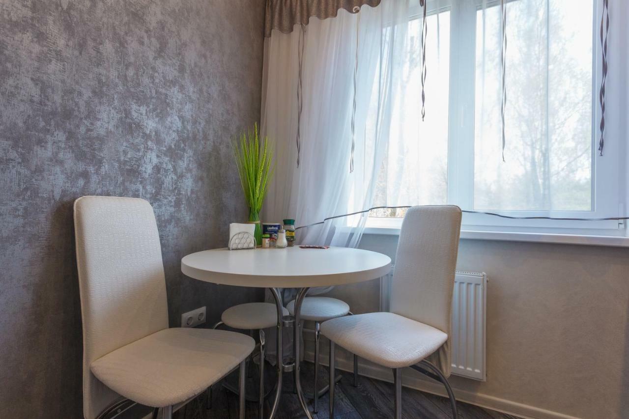 Apartment Dom Kino Минск Екстериор снимка