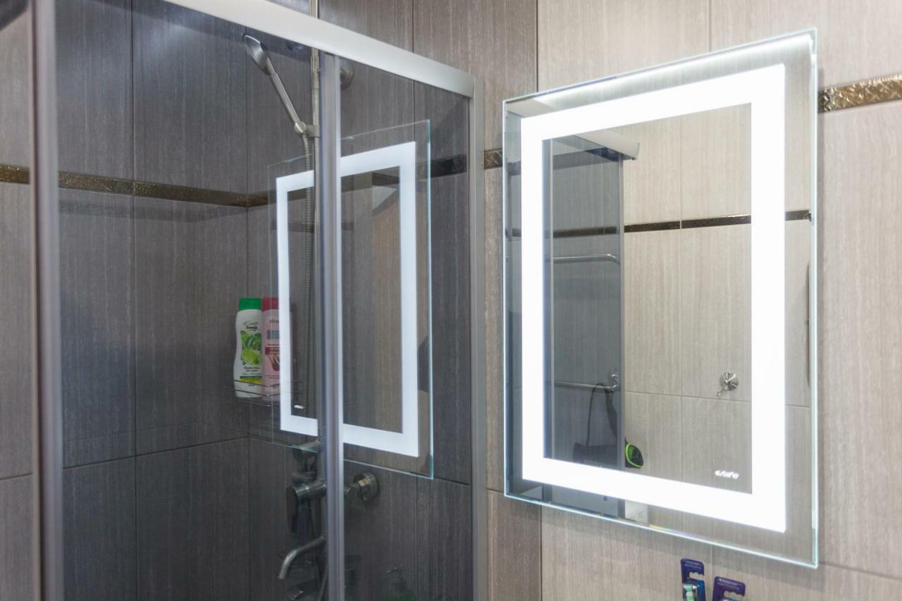 Apartment Dom Kino Минск Екстериор снимка